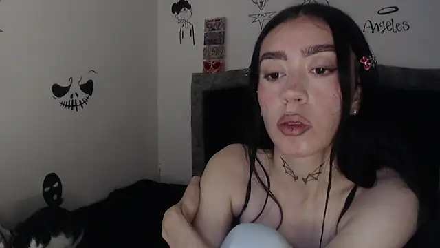 Julieta De Los Angeles online show from 5, 1, 2026