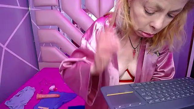 sophia ny online show from 22, 2, 2025