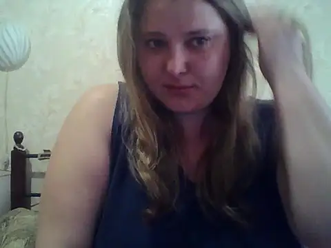 Snapshot of ParisMimi chatting on 28, 4, 2026 ParisMimi online show from 28, 4, 2026