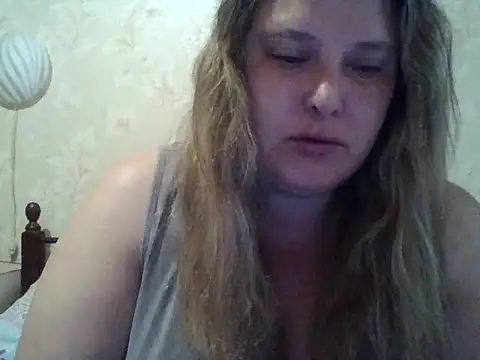 Snapshot of ParisMimi chatting on 3, 6, 2026 ParisMimi online show from 3, 6, 2026