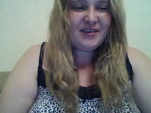 Snapshot of ParisMimi chatting on 8, 6, 2026 ParisMimi online show from 8, 6, 2026