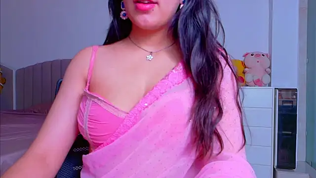 Snapshot of Aashika-Kaur chatting on 6, 10, 2025 Aashika-Kaur online show from 6, 10, 2025