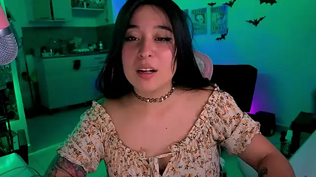 Snapshot of FernandaOrtegaaa chatting on 10, 9, 2025 FernandaOrtegaaa online show from 10, 9, 2025