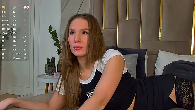 LeslieMines online show from 21, 2, 2025