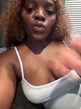 Bootylexy22 online show from 5, 10, 2025