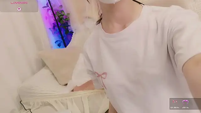 Snapshot of Conatsu chatting on 11, 7, 2026 Conatsu online show from 11, 7, 2026