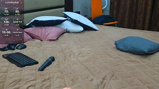 KimDavisBaby online show from 13, 9, 2025