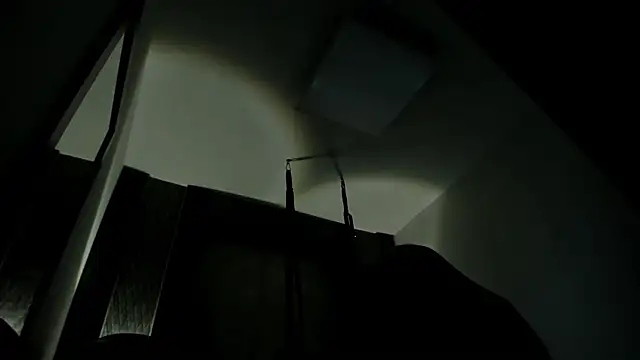 selene red  online show from 21, 10, 2025