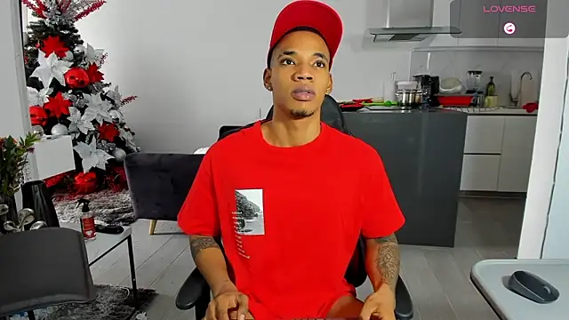 Snapshot of TROYWESLY- chatting on 7, 1, 2025 TROYWESLY- online show from 7, 1, 2025