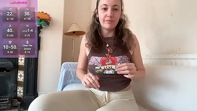 Snapshot of Littlelolo60 chatting on 30, 6, 2026 Littlelolo60 online show from 30, 6, 2026