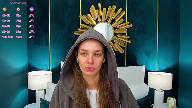 AprilWong online show from 15, 3, 2026