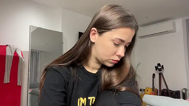 Mika Miller online show from 6, 2, 2026