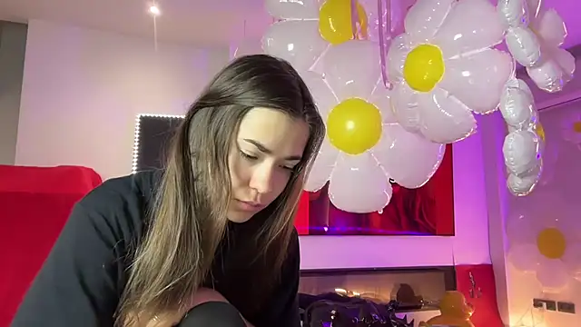 Mika Miller online show from 17, 3, 2026