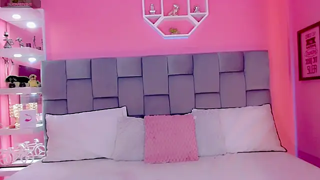 AlanaBekeer online show from 22, 2, 2025