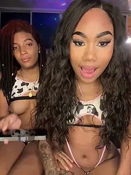 Lya-Kasandra online show from 9, 1, 2025