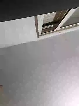 Snapshot of skrigul12 chatting on 28, 12, 2024 skrigul12 online show from 28, 12, 2024