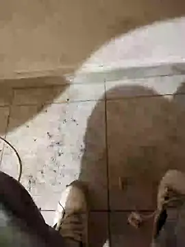 Snapshot of skrigul12 chatting on 1, 1, 2025 skrigul12 online show from 1, 1, 2025