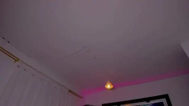 Snapshot of Scarlett_811 chatting on 13, 11, 2025 Scarlett 811 online show from 13, 11, 2025