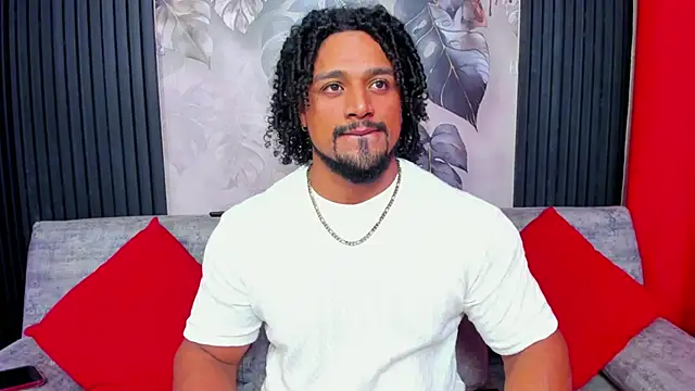 Snapshot of MikeEstevess chatting on 4, 6, 2026 MikeEstevess online show from 4, 6, 2026
