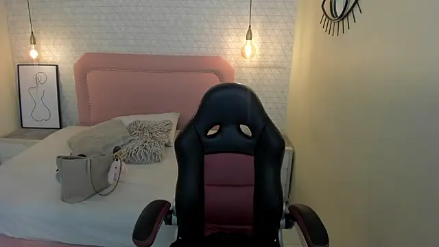 Kittytimberlake online show from 12, 2, 2026