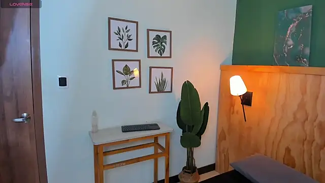 jacob-coper online show from 15, 9, 2025