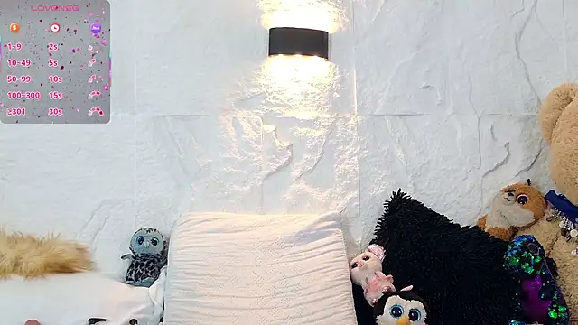 zorravioletta1 online show from 15, 9, 2025