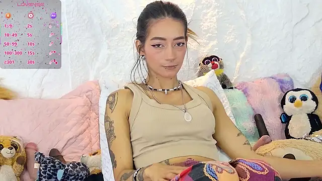 zorravioletta1 online show from 13, 10, 2025