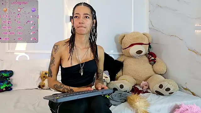 zorravioletta1 online show from 19, 2, 2026