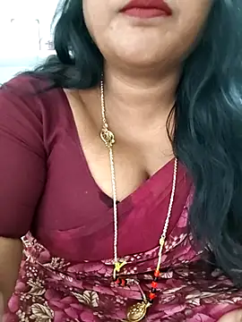Snapshot of Swapna_143 chatting on 15, 9, 2025 Swapna 143 online show from 15, 9, 2025