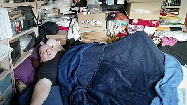 Snapshot of hadeszeuss2 chatting on 1, 2, 2026 hadeszeuss2 online show from 1, 2, 2026