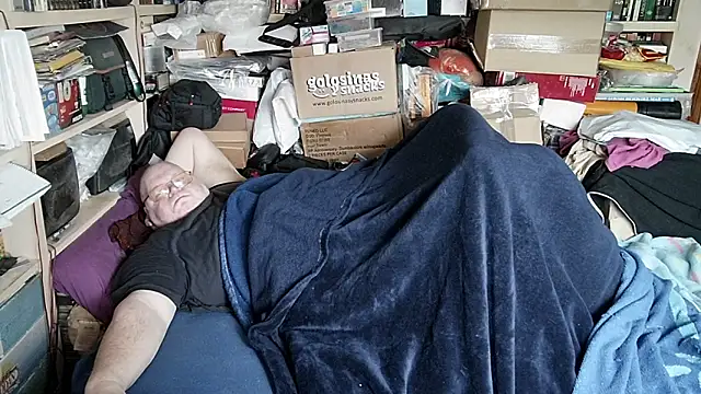 Snapshot of hadeszeuss2 chatting on 2, 2, 2026 hadeszeuss2 online show from 2, 2, 2026