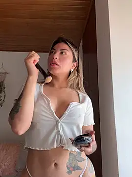 Snapshot of Karen_San_Miguel chatting on 29, 12, 2024 Karen San Miguel online show from 29, 12, 2024