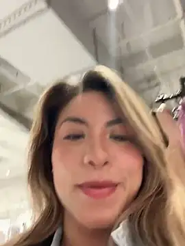Snapshot of Karen_San_Miguel chatting on 4, 1, 2025 Karen San Miguel online show from 4, 1, 2025