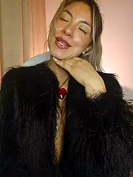 Snapshot of Karen_San_Miguel chatting on 11, 2, 2025 Karen San Miguel online show from 11, 2, 2025