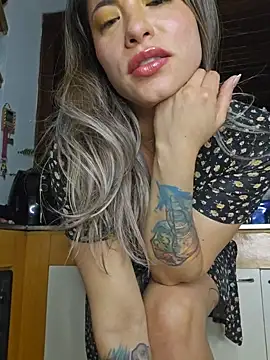 Snapshot of Karen_San_Miguel chatting on 1, 3, 2025 Karen San Miguel online show from 1, 3, 2025
