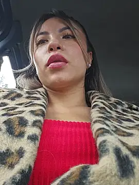 Snapshot of Karen_San_Miguel chatting on 5, 3, 2025 Karen San Miguel online show from 5, 3, 2025