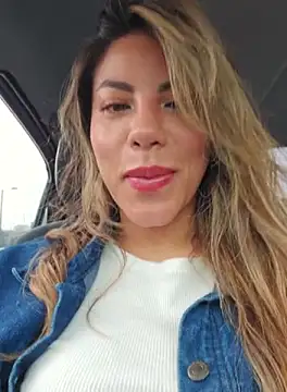 Snapshot of Karen_San_Miguel chatting on 30, 9, 2025 Karen San Miguel online show from 30, 9, 2025