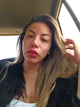 Karen San Miguel online show from 12, 11, 2025