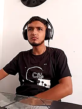 Snapshot of mosmar_20 chatting on 12, 3, 2025 mosmar 20 online show from 12, 3, 2025