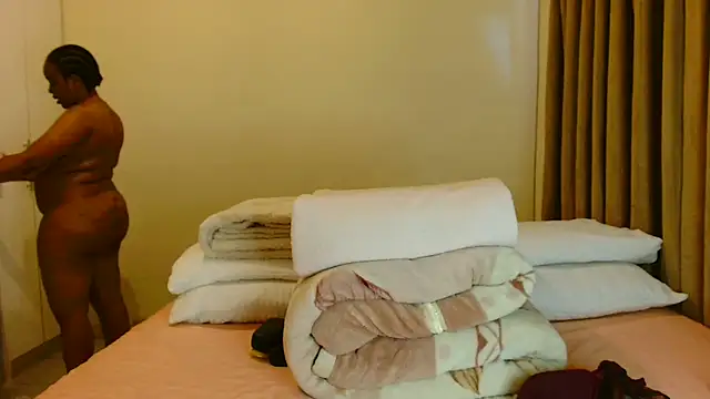 ALEXABOUJEE95 online show from 6, 1, 2026