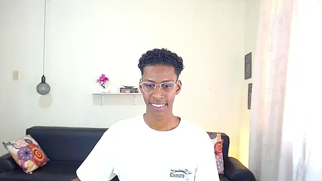 Snapshot of maiki18_ chatting on 30, 1, 2025 maiki18 online show from 30, 1, 2025