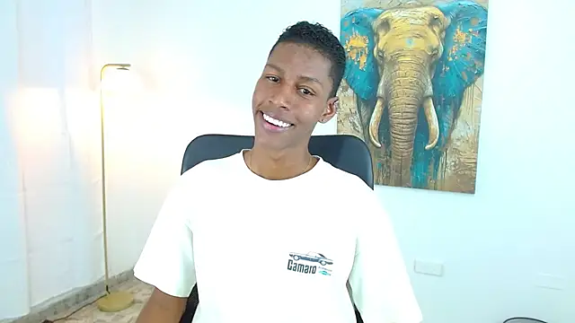 Snapshot of maiki18_ chatting on 16, 10, 2025 maiki18 online show from 16, 10, 2025