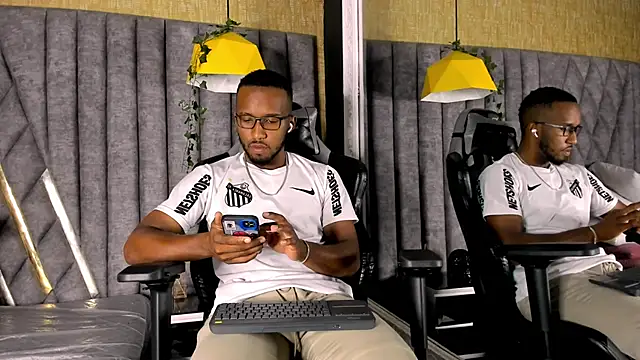 JamesParck online show from 16, 4, 2026