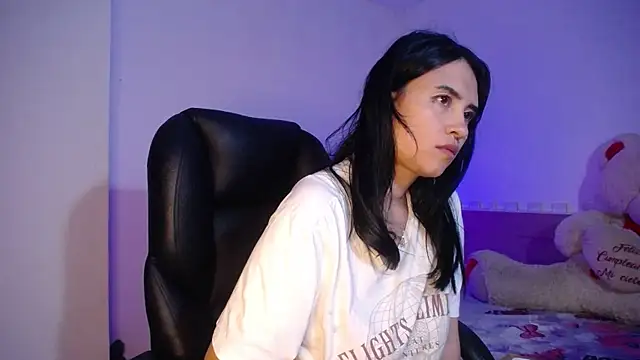 keelly richaardson1 online show from 6, 1, 2025