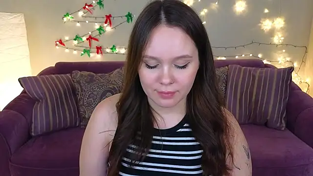 Snapshot of miki_miki_cutie_ chatting on 22, 12, 2024 miki miki cutie online show from 22, 12, 2024