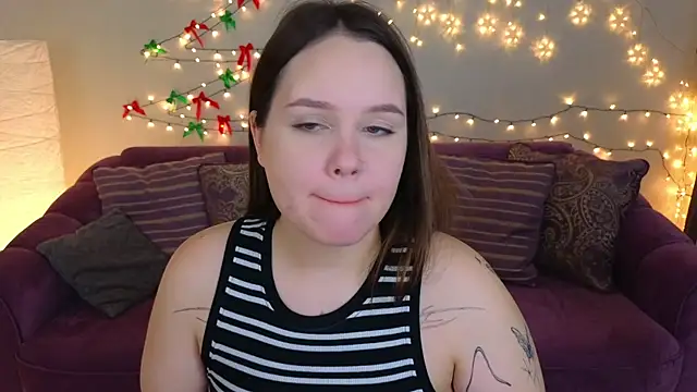 Snapshot of miki_miki_cutie_ chatting on 5, 1, 2025 miki miki cutie online show from 5, 1, 2025