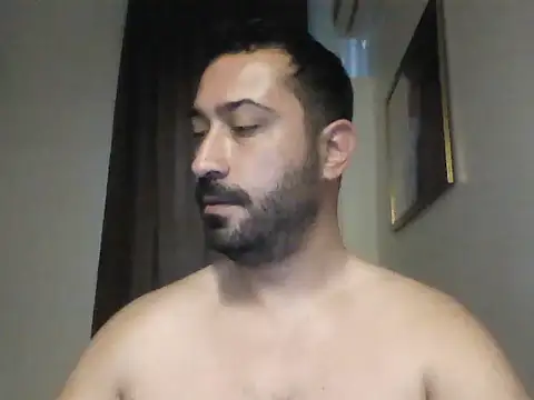 Snapshot of chakal22 chatting on 14, 12, 2025 chakal22 online show from 14, 12, 2025