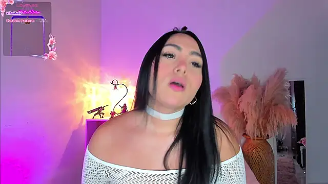 Sarahballiston  online show from 13, 12, 2024