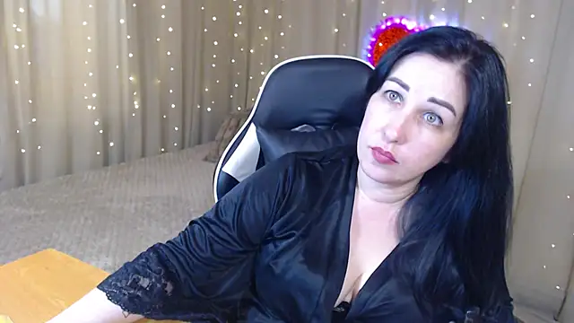 Snapshot of JillStevens chatting on 9, 2, 2026 JillStevens online show from 9, 2, 2026