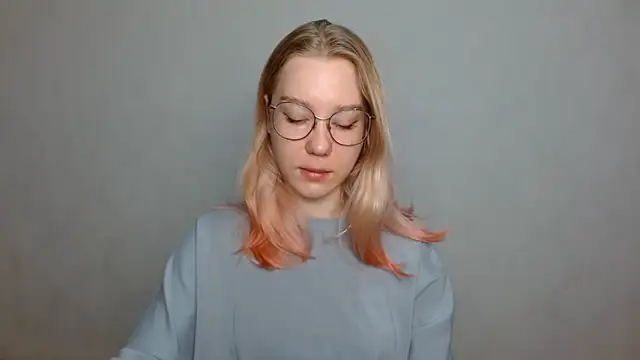 cindi hot online show from 8, 1, 2025